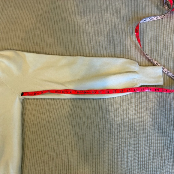 Holiday ready! Kate spade NY winter white wool & cashmere sweater pearl neck - Picture 7 of 10